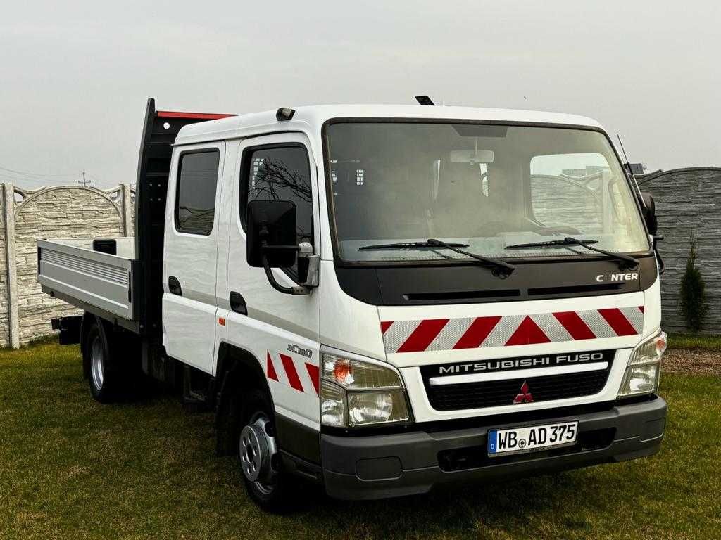 Mitsubishi Fuso Canter 3.0 / Skrzynia / 7 - osobowy / I Właściciel /