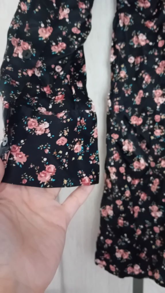 Атласна сукня від Zara