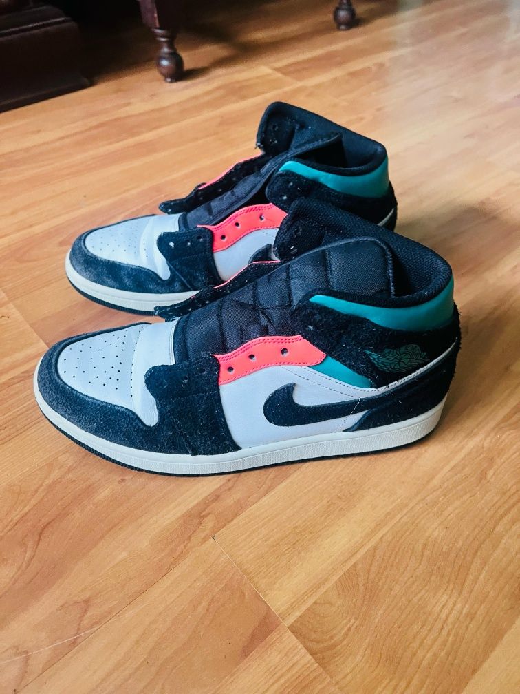 Sapatilhas Air Jordan Mid 1