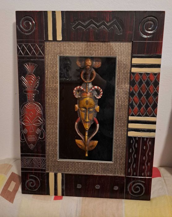 Quadro Africano em madeira formato retangular
