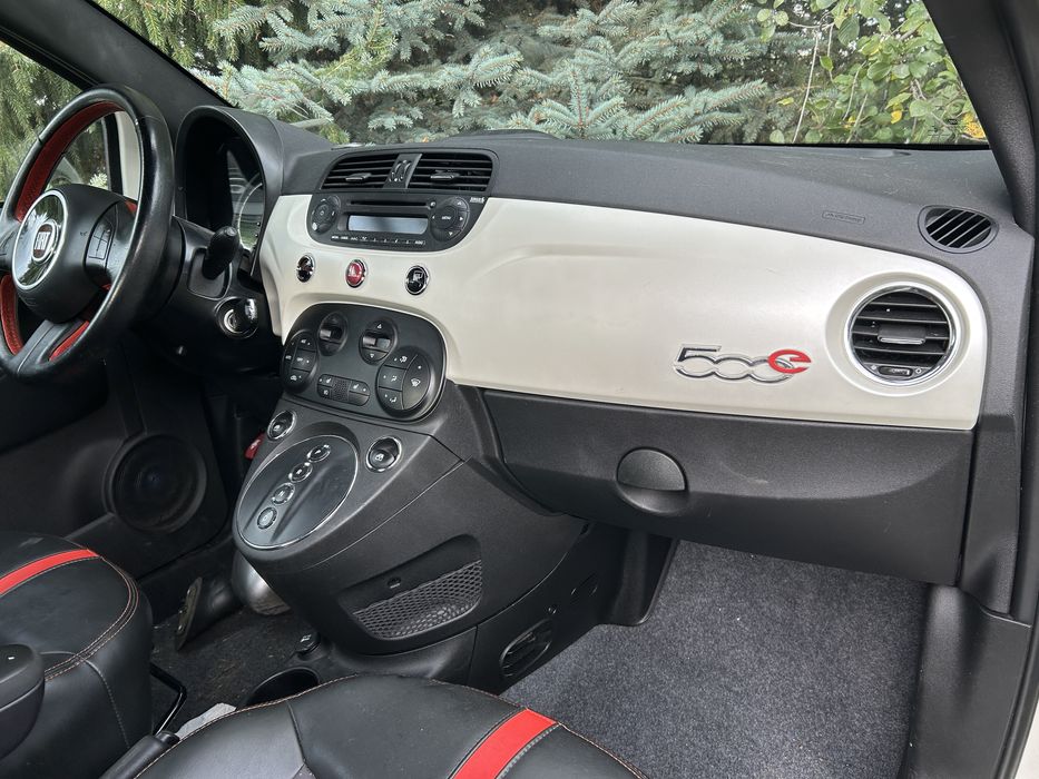 Fiat 500e 2015 cały na części chłodnica zawieszenie drzwi klapa amor