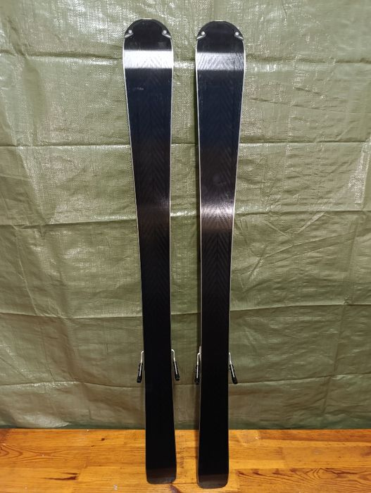 Nr 111 Narty zjazdowe Volkl Racetiger GS 10 / 110 cm + wiązania Gw