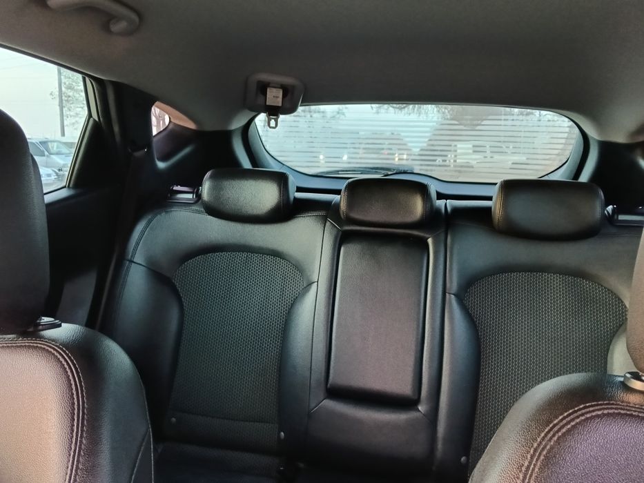 Хундай ІХ35 дизель 1.7