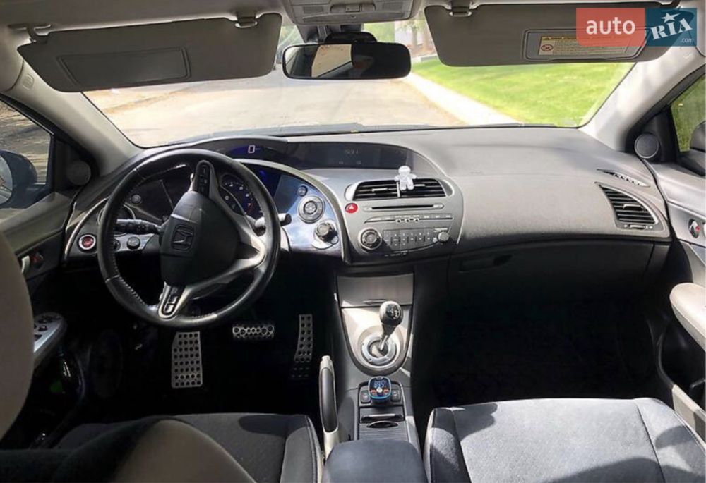 Honda Civic 5D 2006р 1.8л робот 135.000 пробег
