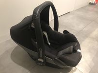 Fotelik nosidełko Maxi-Cosi Pebble 0-13kg czarny