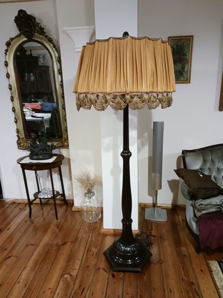 Lampa antyk z abażurem