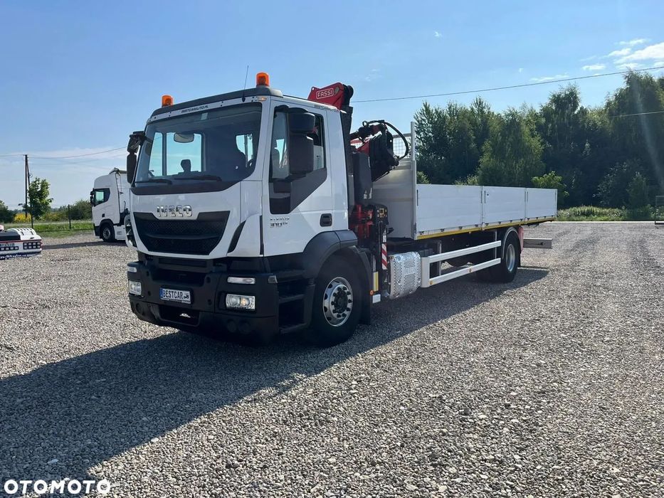 Iveco STRALIS 310 4X2 EURO6 SKRZYNIA+HDS FASSI F135  Sterowanie Radiowe HDS/ Klima/ Blokada mostu