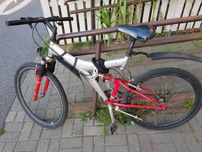 Rower góral z amortyzacją