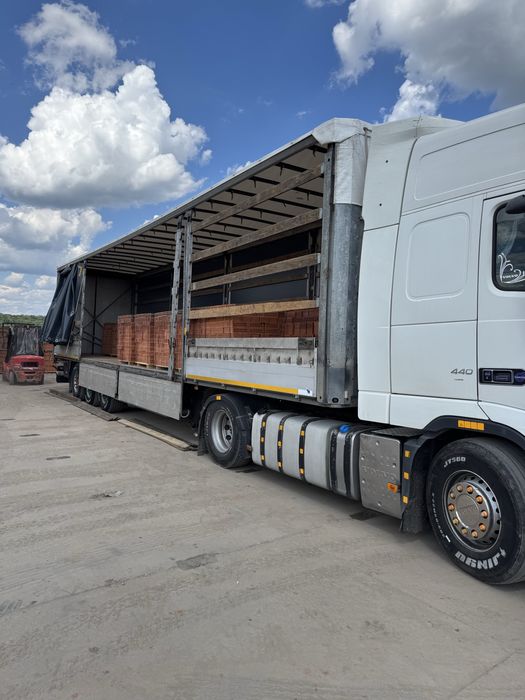 Продам полупричіп тент борт штора можливо коплектом з вольвом