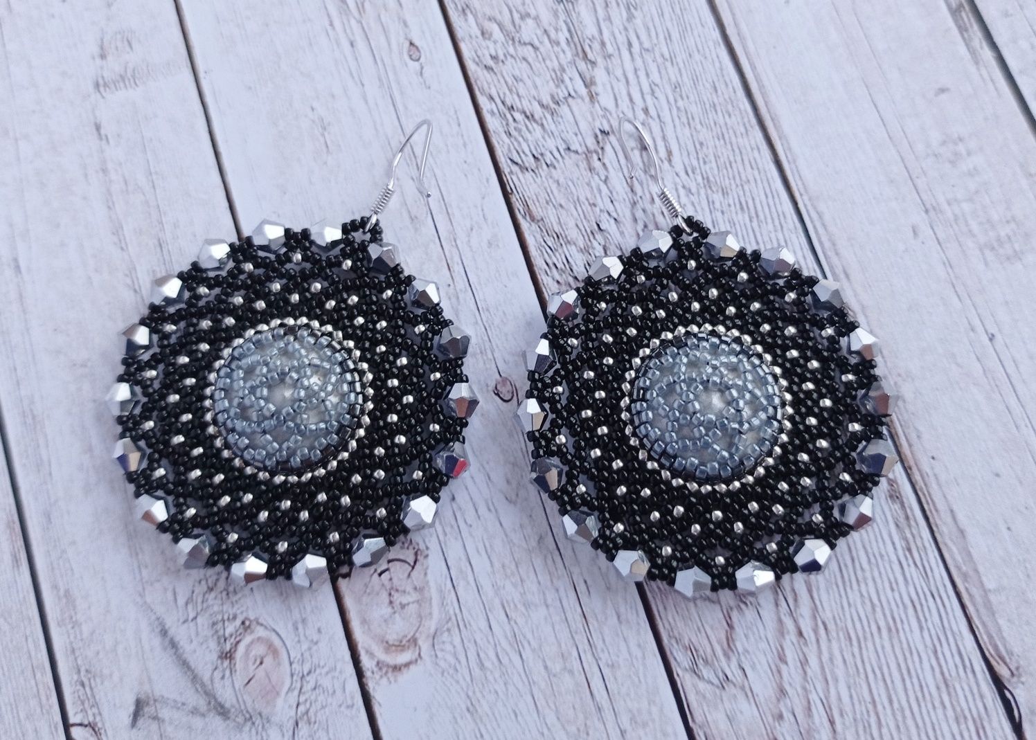 Серьги, серёжки, сережки,кульчики чёрные из бисера ручной работы