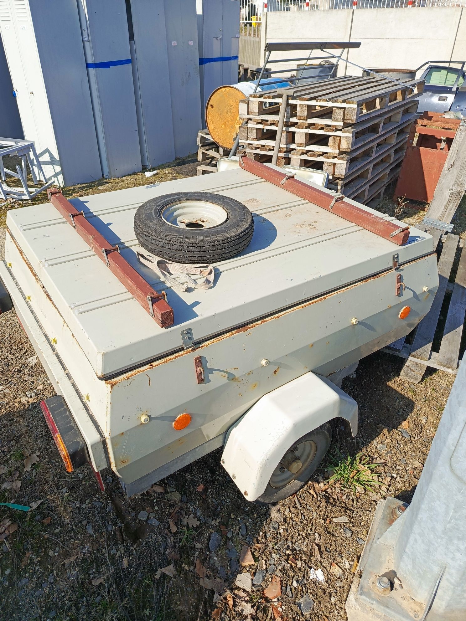 Przyczepka lekka zabytek oldtimer klasyk