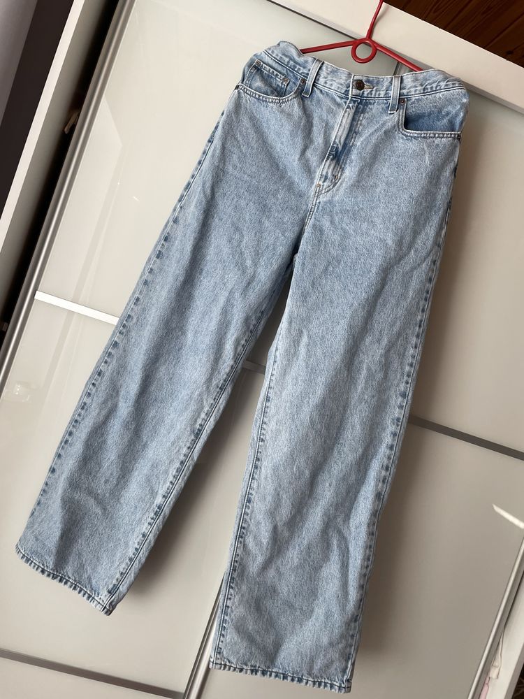 Levis  prześliczne oryginalne jeansy-W30 L31- nowa kolekcja!