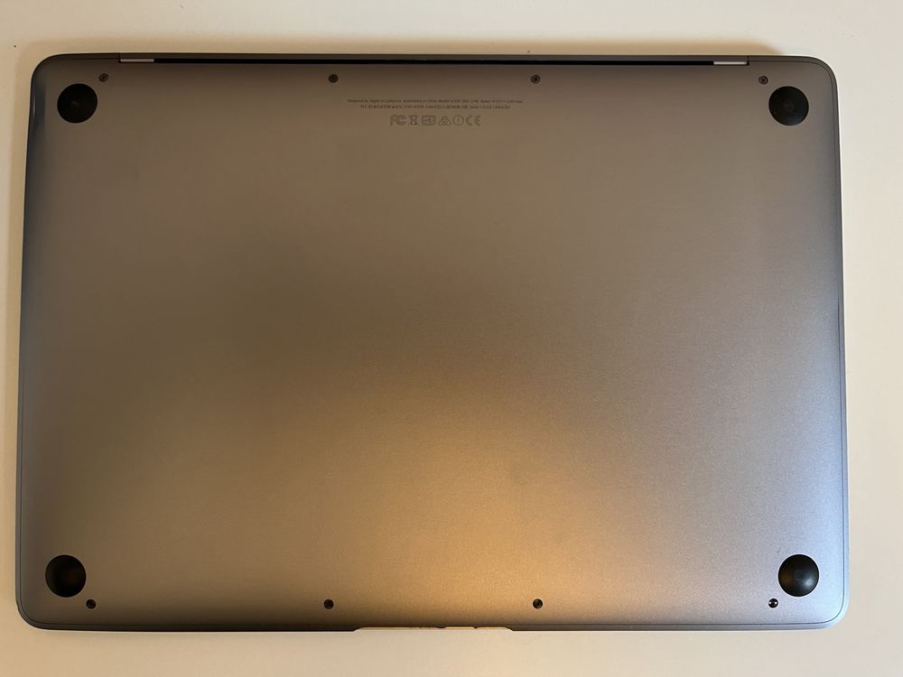 MacBook 12” 8GB RAM, 256GB - 2015