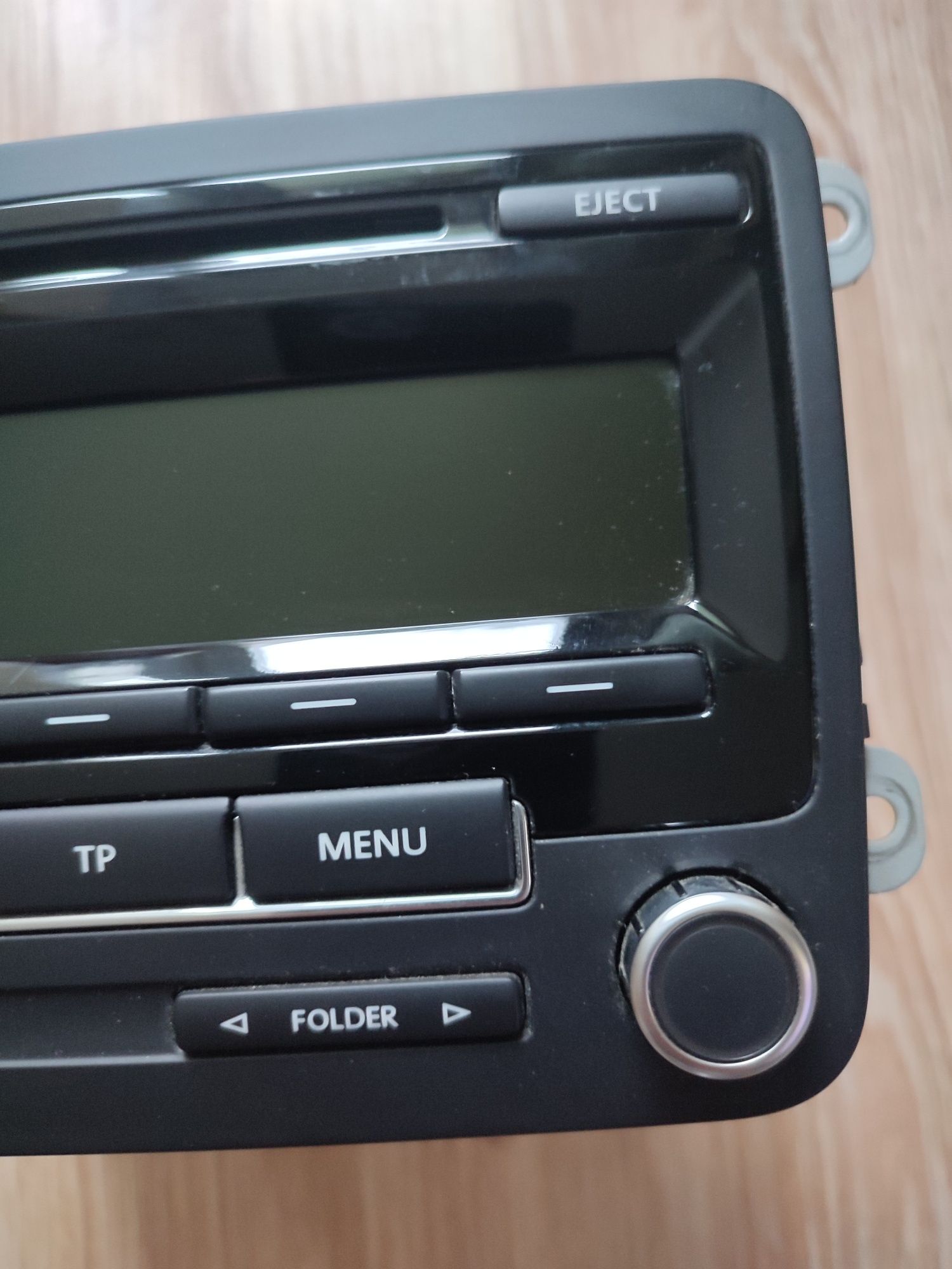 Radio VW Caddy Golf Touran Passat Tiguan T5 T6 Jetta Polo RCD 310 +Kod