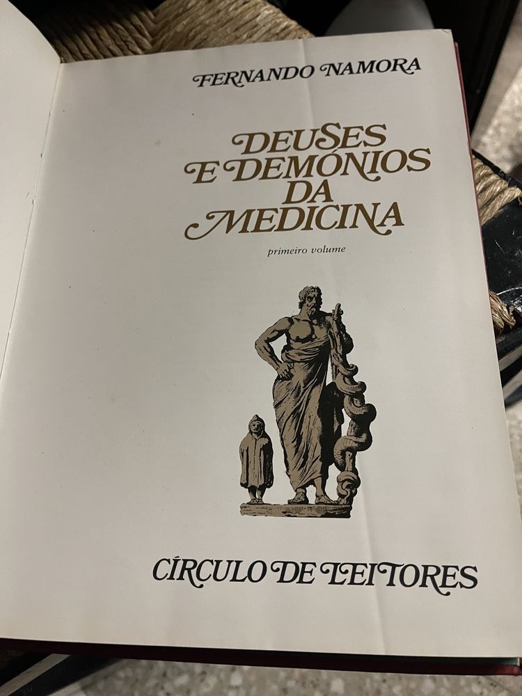 Livro Deuses e Demónios da Medecina