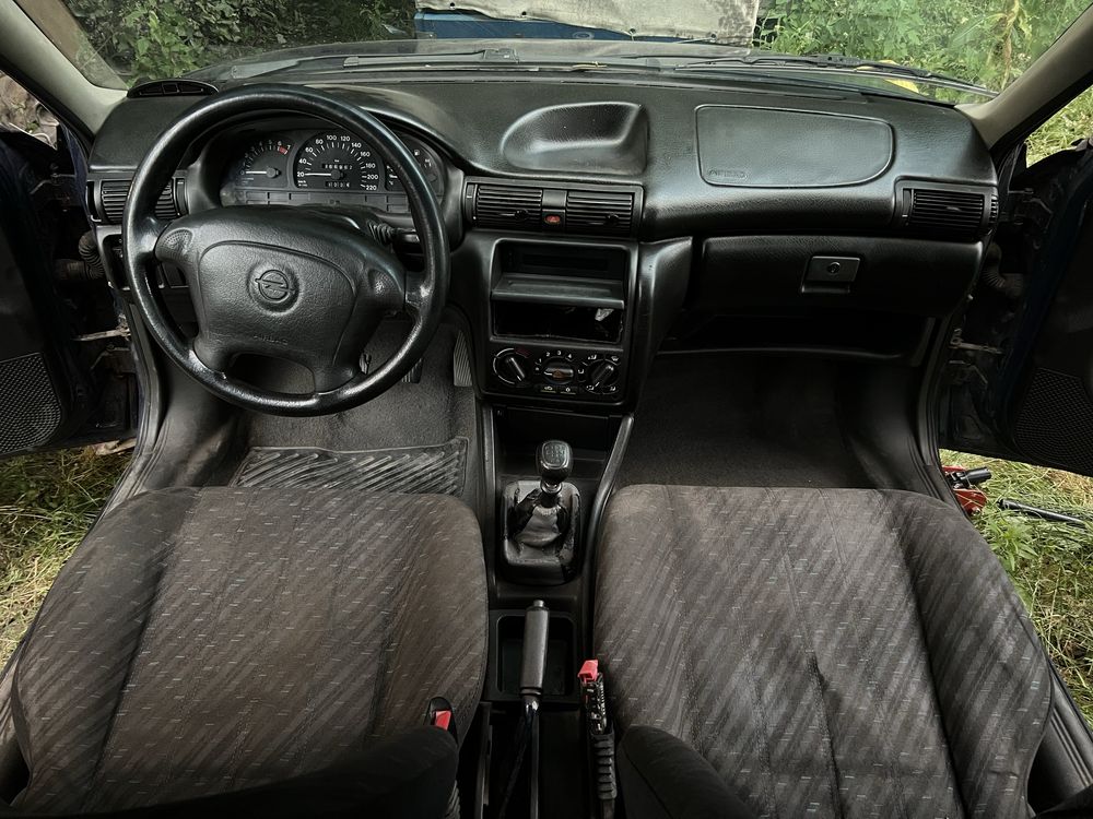 Opel Astra f 1.6 16v ecotec