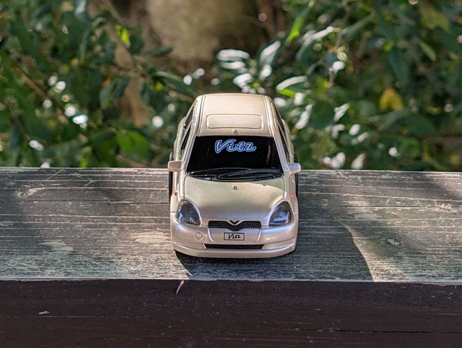 Toyota Vitz Yaris model JDM naciągany zabawka kolekcja gadżet