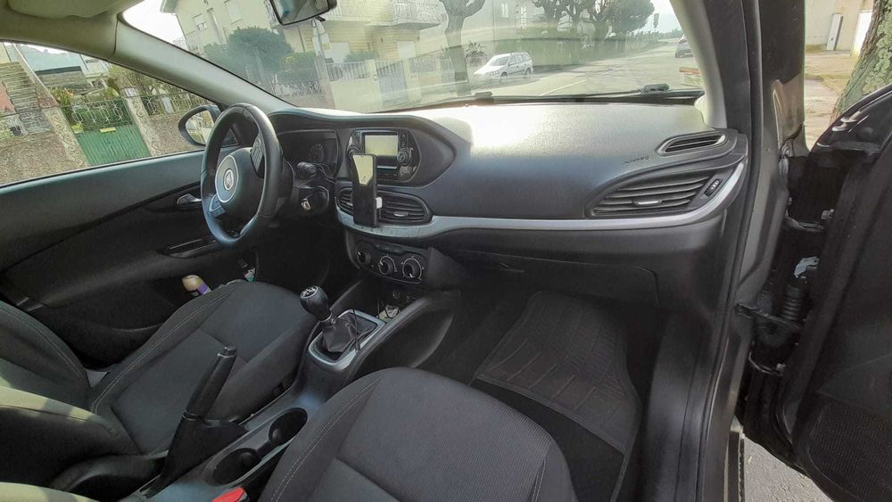 Fiat Tipo 2018 - Ótimo Estado