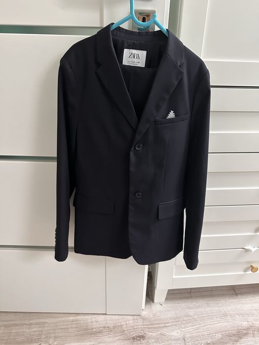 Garnitur chłopiecy granatowy rozmiar 152 Zara