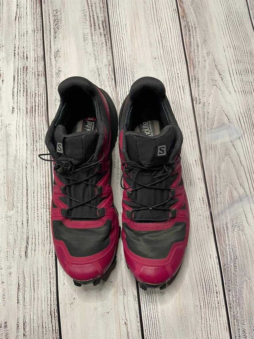 Трекинговые кроссовки Salomon Speedcross