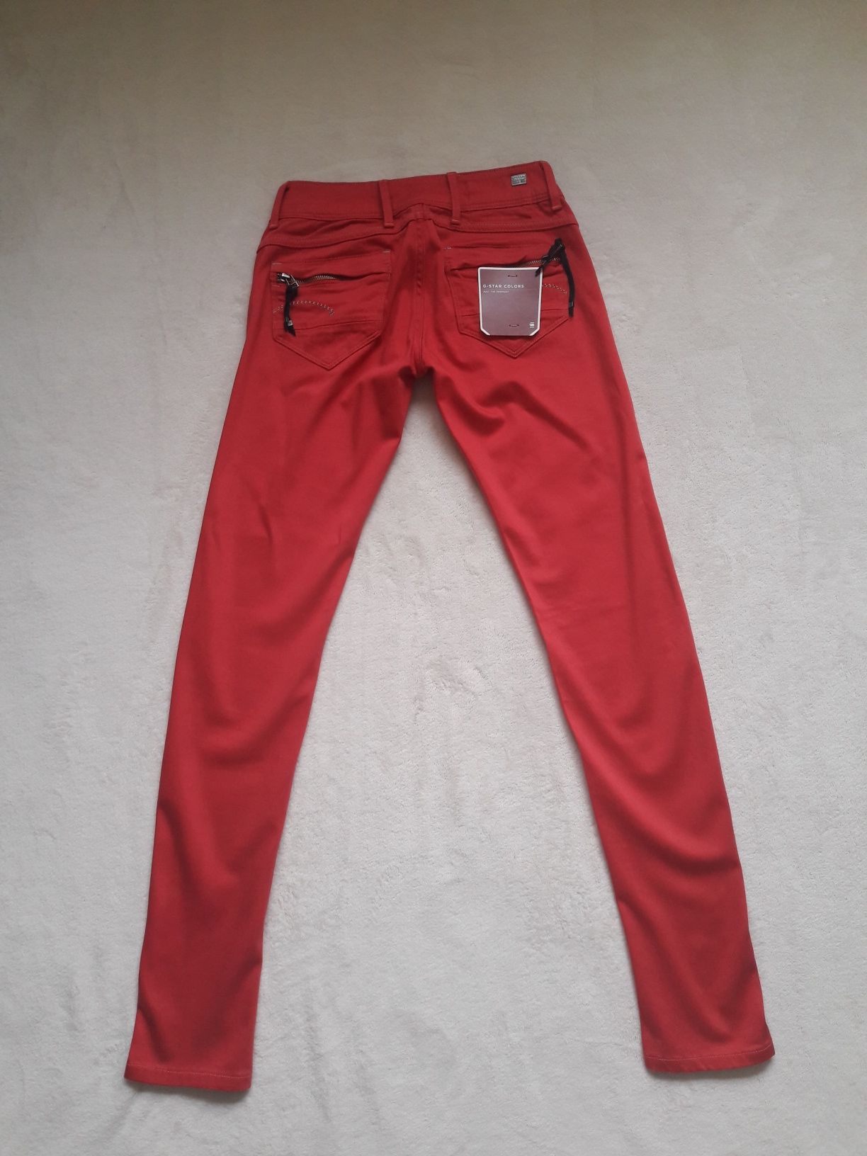 134.Nowe W26L32 r.S spodnie a'la jeans G-STAR bordowe/czerwone. jeans