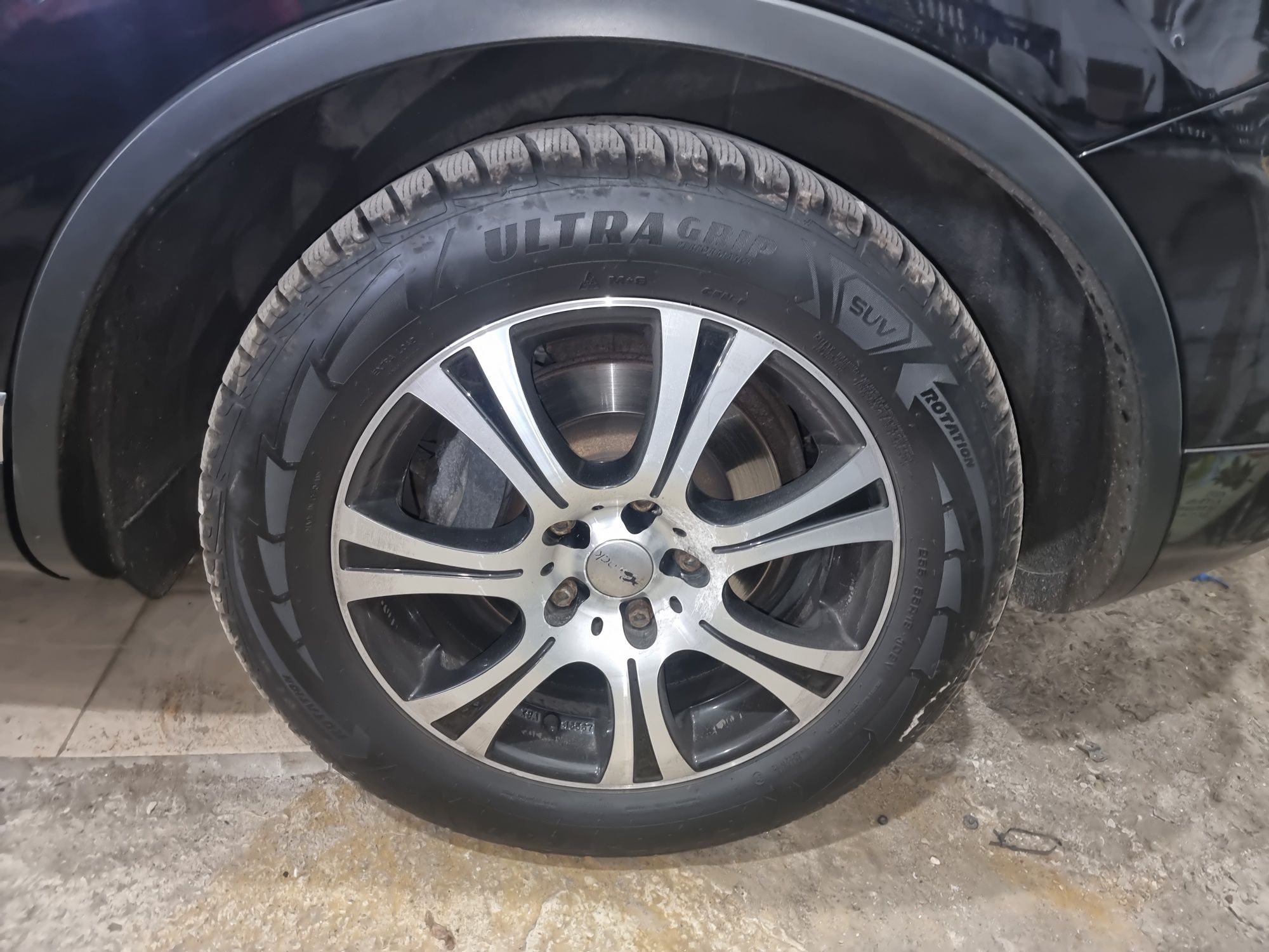 Touareg R18 255/55 колеса диски