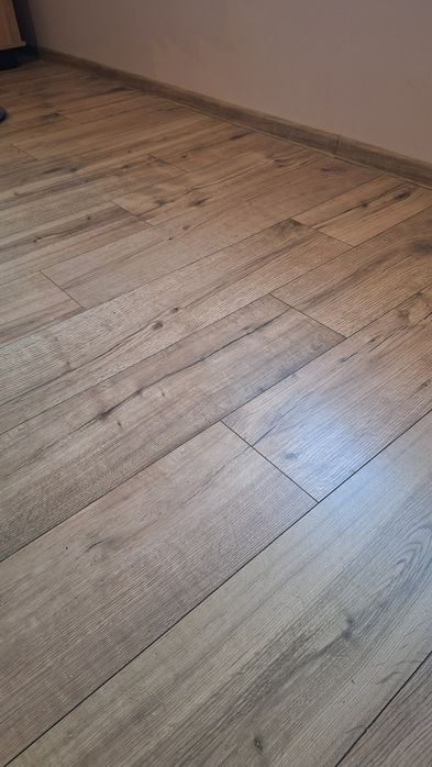 Panele nowe 10 paczek + listwy