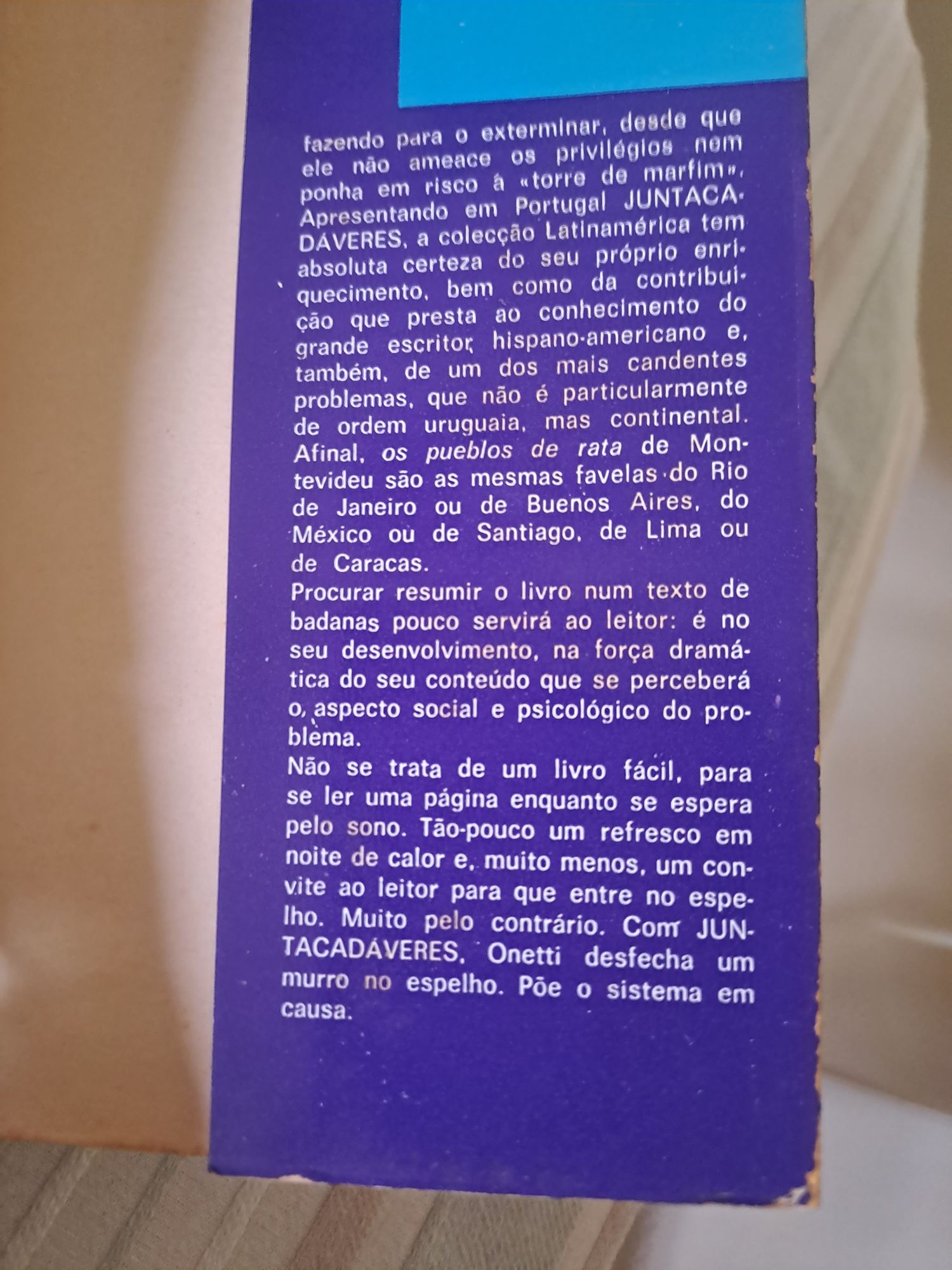 Livro "Juntacadáveres", de Juan Carlos Onetti