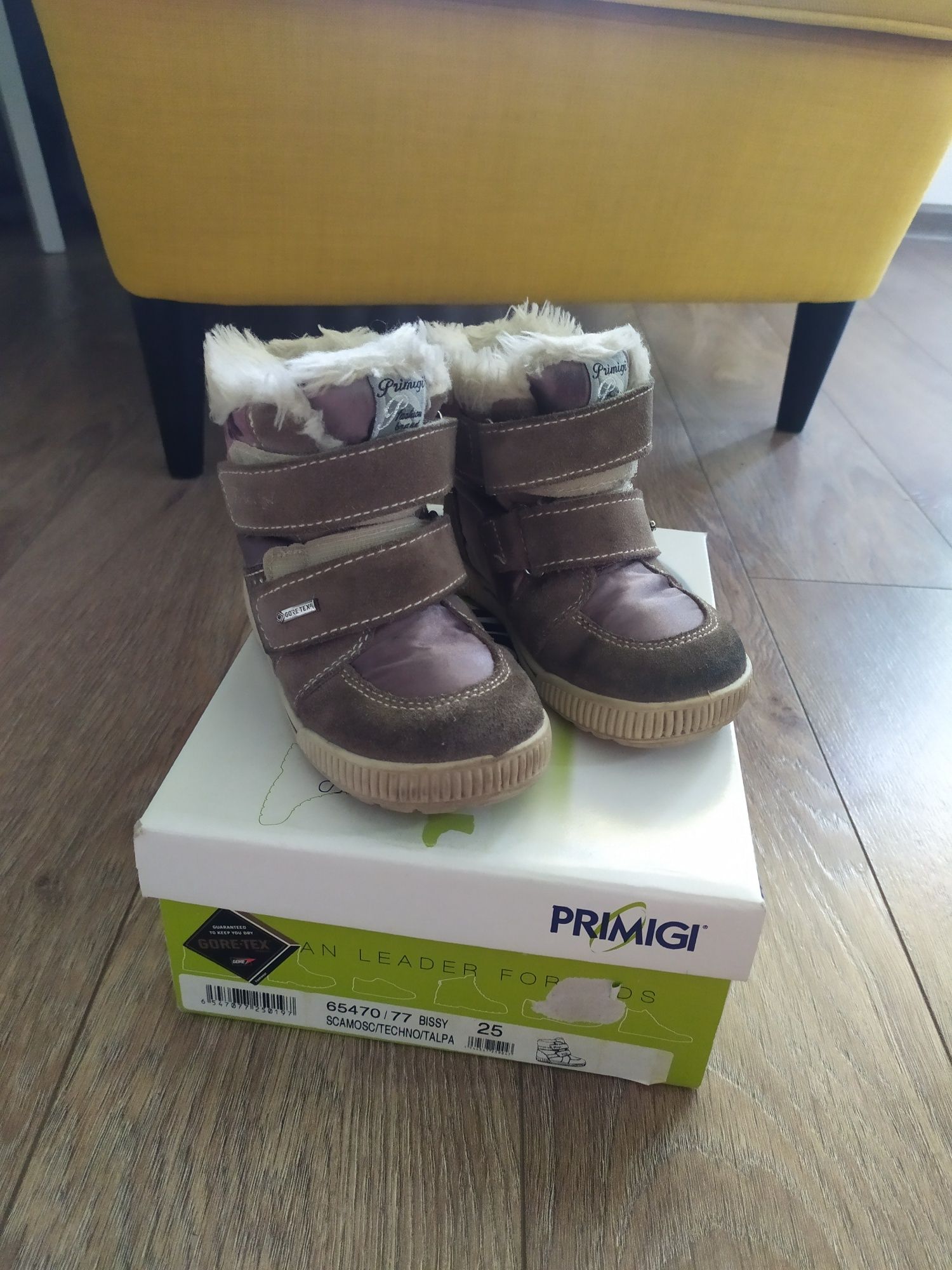 Buty zimowe r.25 Primigi