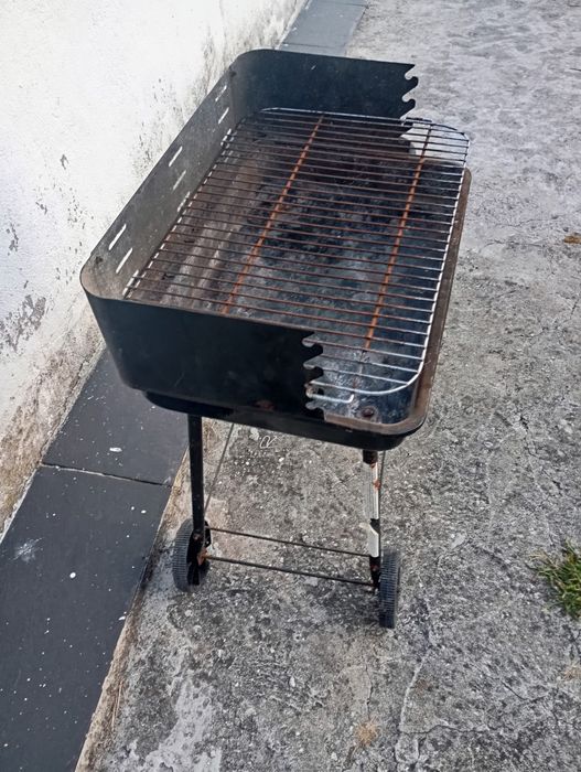 Grelhador  a carvão