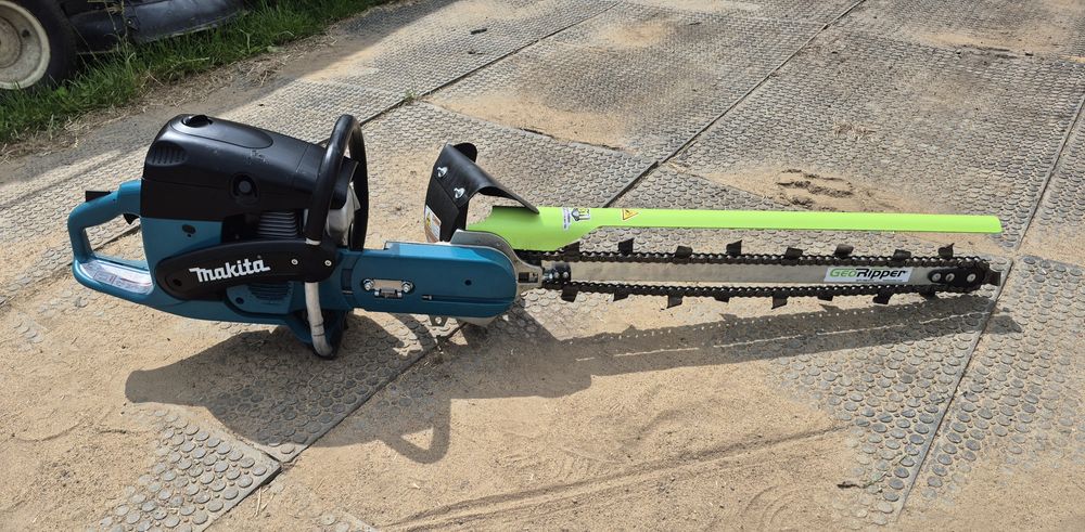 Koparka łańcuchowa minitrencher Georipper M700 Makita powystawowa