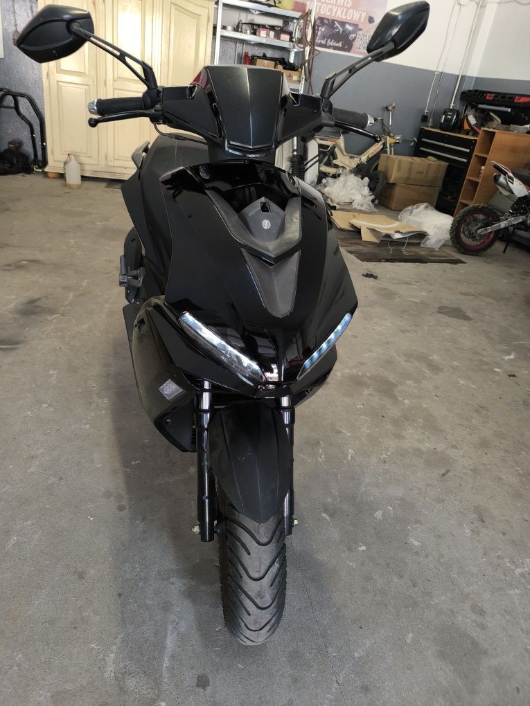 Skutery 50 TNT Boston 4t IMF 2t Hyosung GT 125