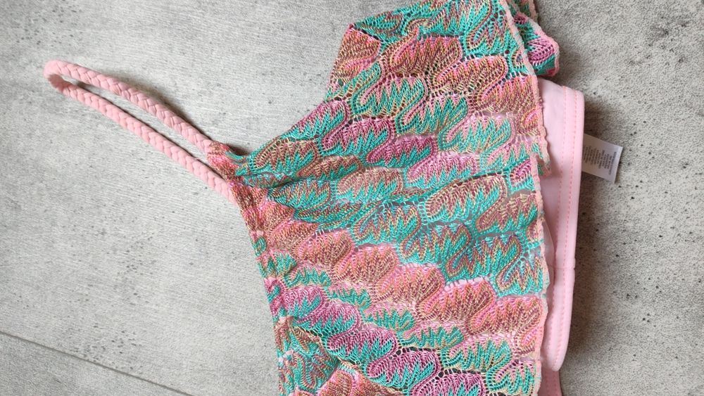 Kolorowe bikini rozm L