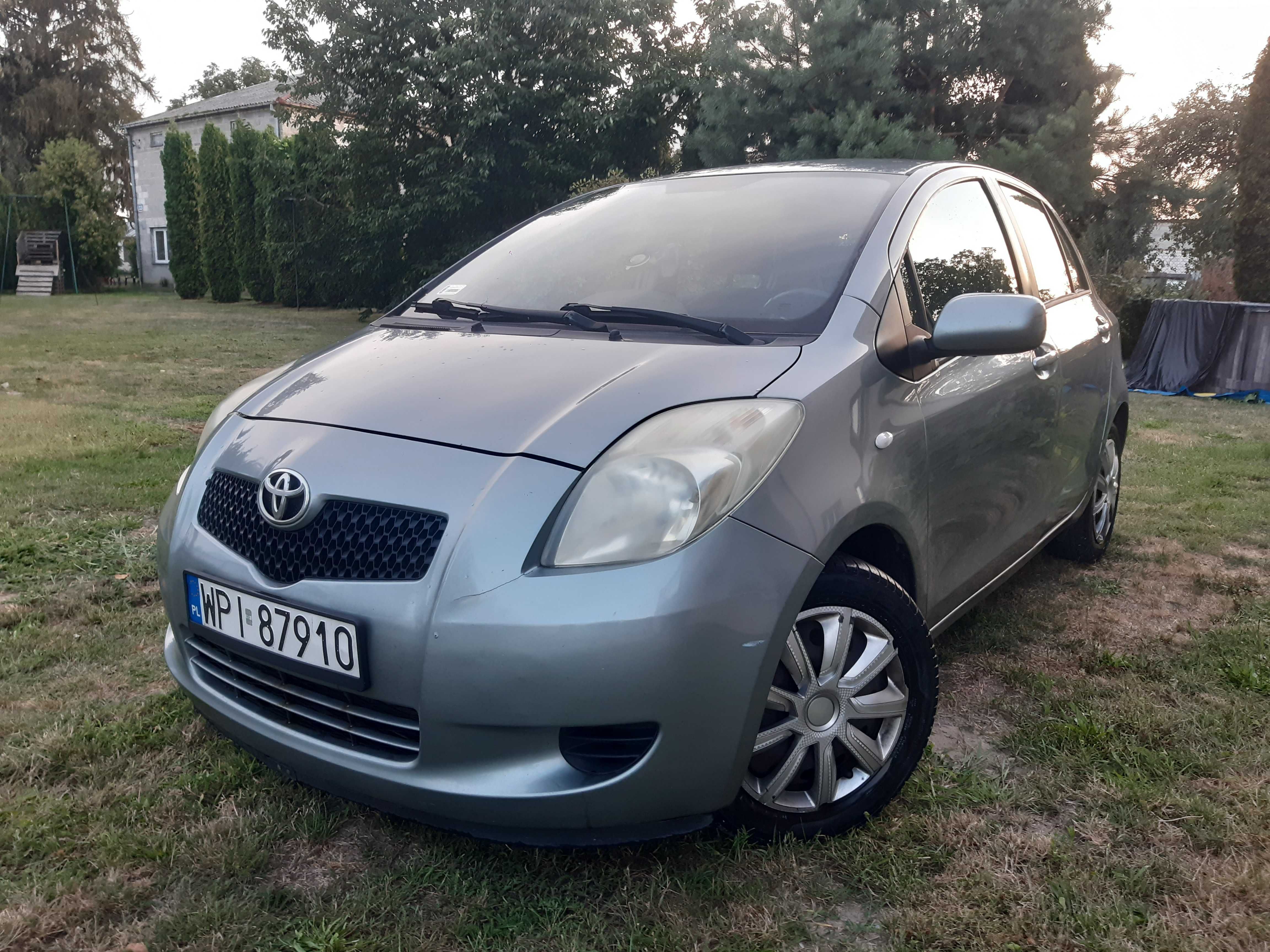 Toyota Yaris 1.3 Sol 2006/2007 - (benzyna + LPG) -uszkodzony