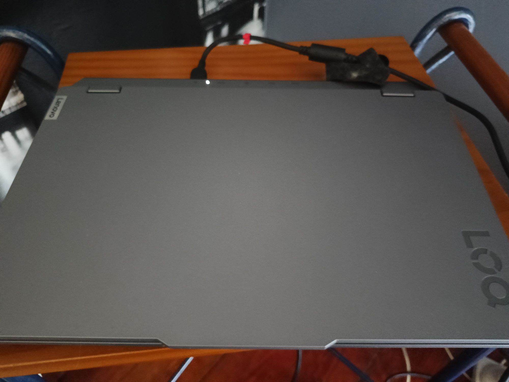 Lenovo LOQ Gaming 15ARP9-768