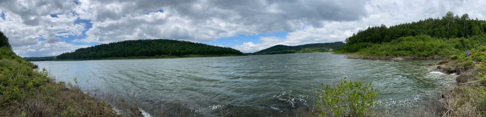 Działka nad Jeziorem Mucharskim z linią brzegową - Mucharz