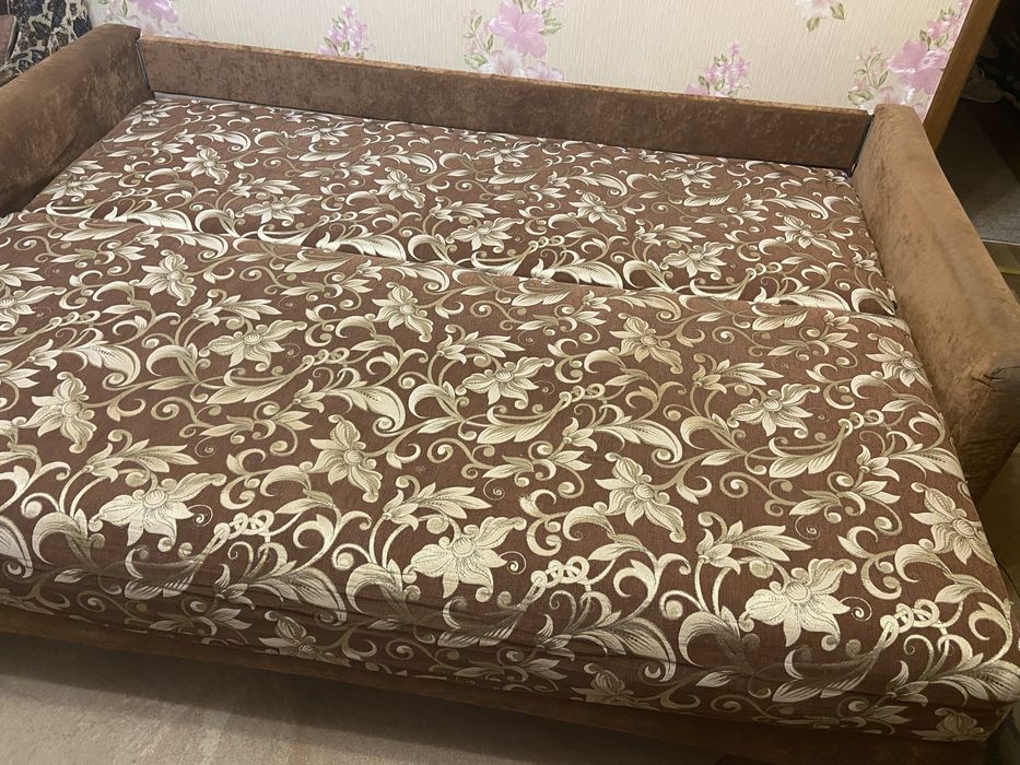 Продам диван єврокнижка