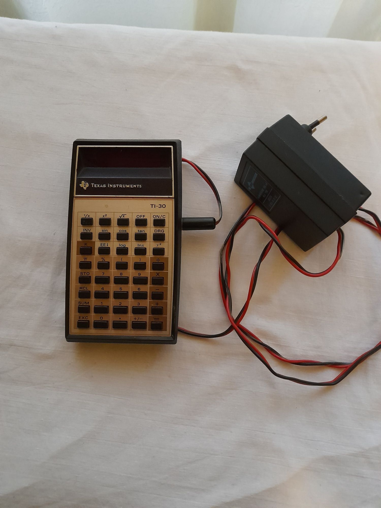 Інженерний калькуляторTexas instruments TI-30