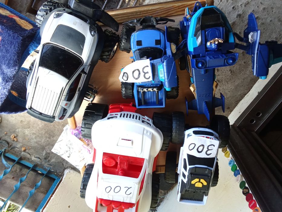 Продам недорого м'ягкі іграшки