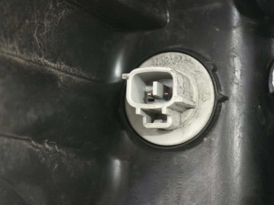 Фара передня ліва TOYOTA VERSO WAR20 2012-2018 (81150-0F151-00) 81170-