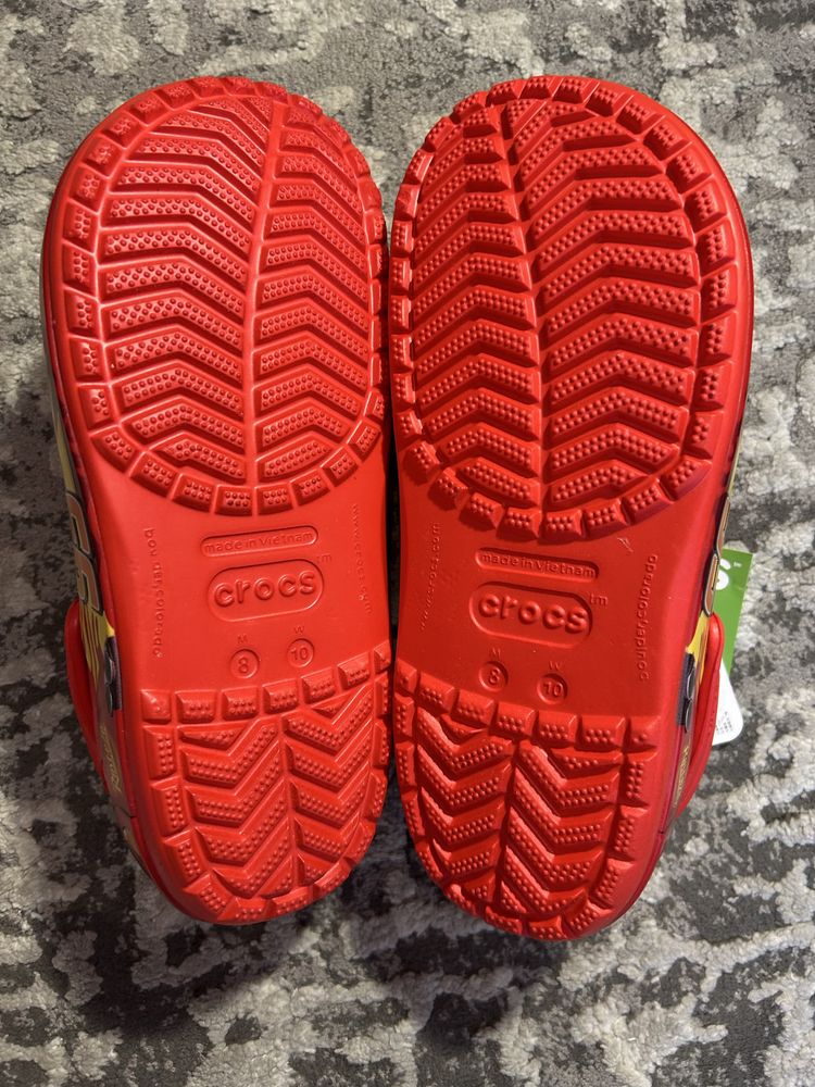 Червоні Crocs McQueen