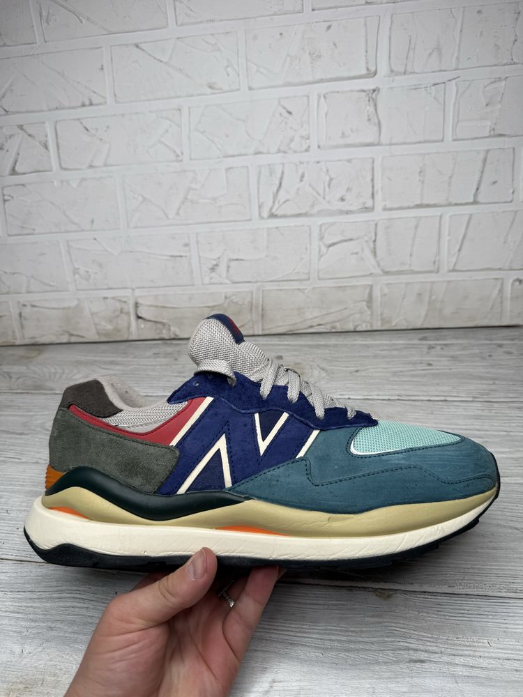 Крутые яркие кроссовки new balance 57/40