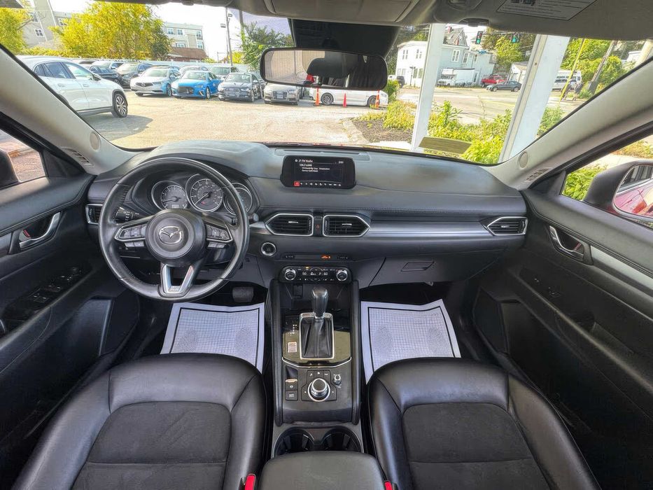 Mazda CX-5 Touring      2018