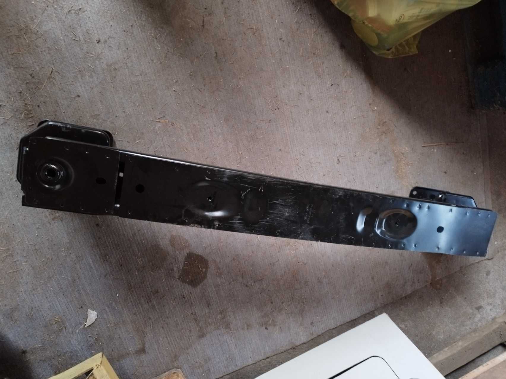 Wzmocnienie pasa przedniego Ford Transit  CONNECT 02-13 nowe