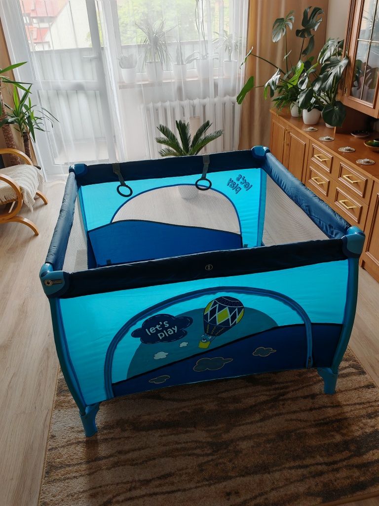 Kojec dziecięcy / łóżeczko turystyczne Baby Design Play 110x110 cm