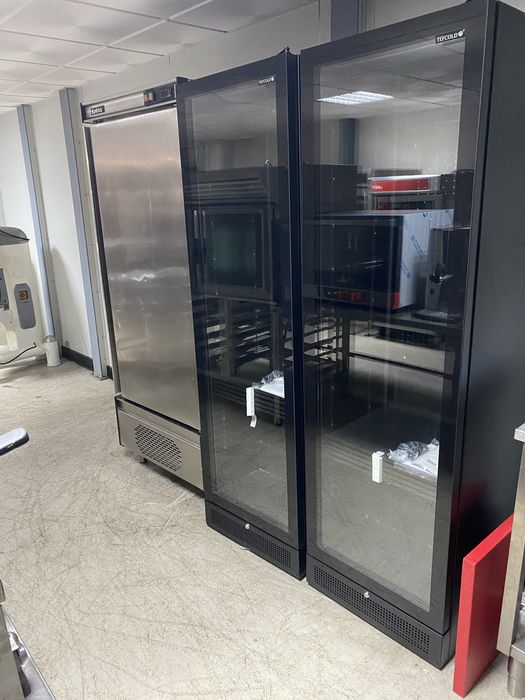 Vitrines refrigeradas para produtos varios,pastelaria,pao,suschi,salg