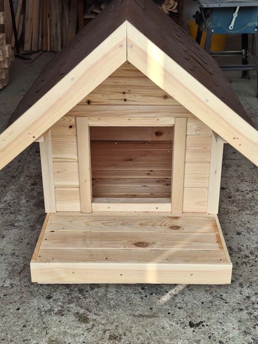 Buda dla  psa  ocieplona  bardzo masywna wymiar legowiska  80×60