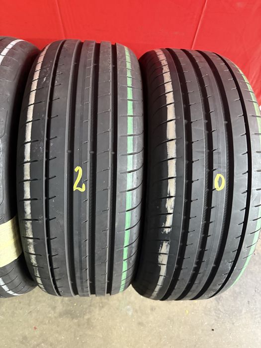 Pneus 225/45/19 Goodiyear Todos iguais impecaveis