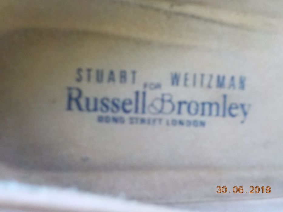 Pantofle Vintage Stuabt Weitzman,naturalna lakierowana skóra,beż ,40