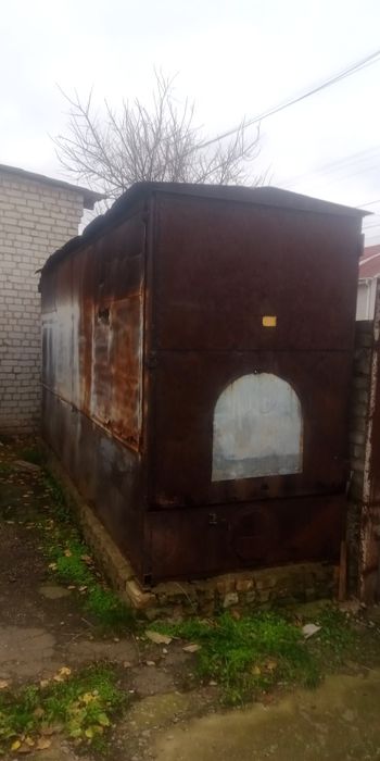 Металевий ящик,5-1,5-2,3метра.